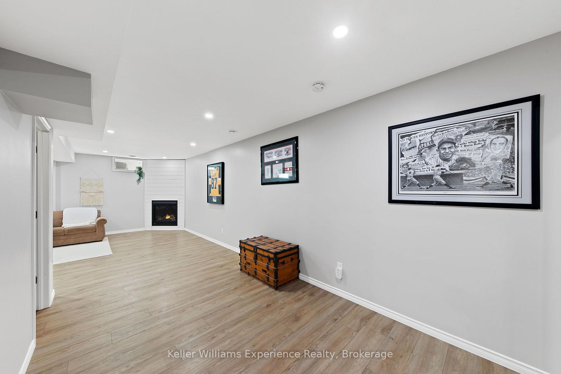 Photo 22 of 98 Anderson Crescent, Tay, Victoria Harbour — HOMEH