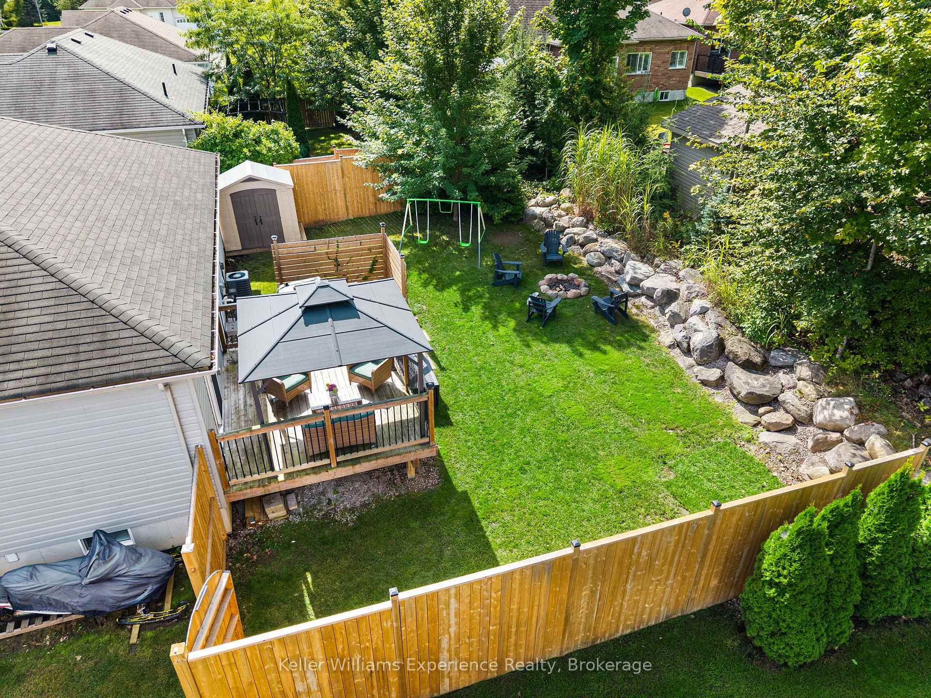 Photo 38 of 98 Anderson Crescent, Tay, Victoria Harbour — HOMEH