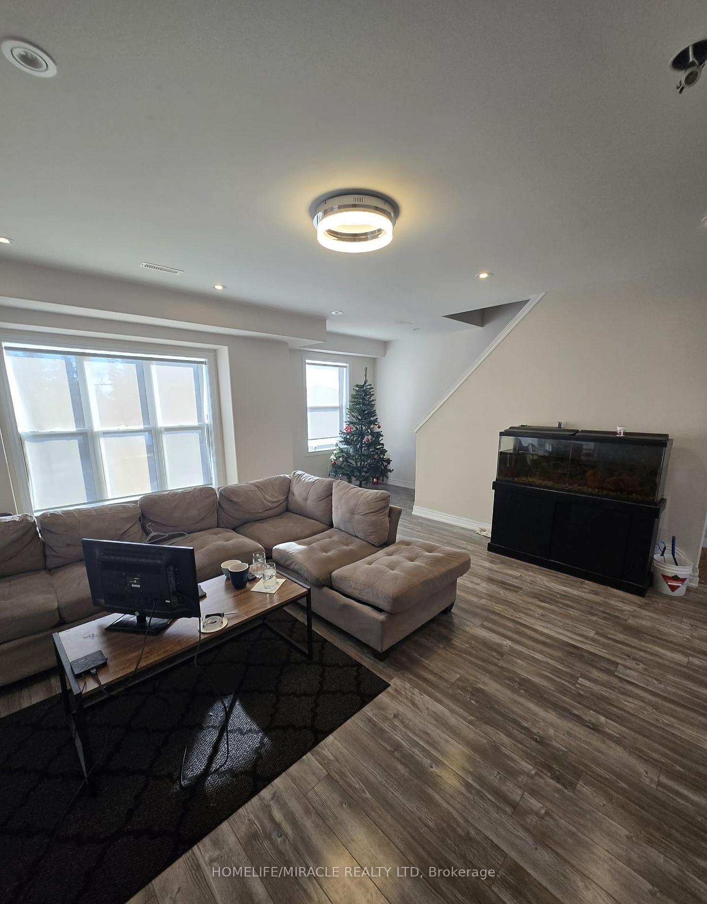 Photo 29 of Unit 27, 1 Leggott Avenue, Barrie, Painswick North — HOMEH