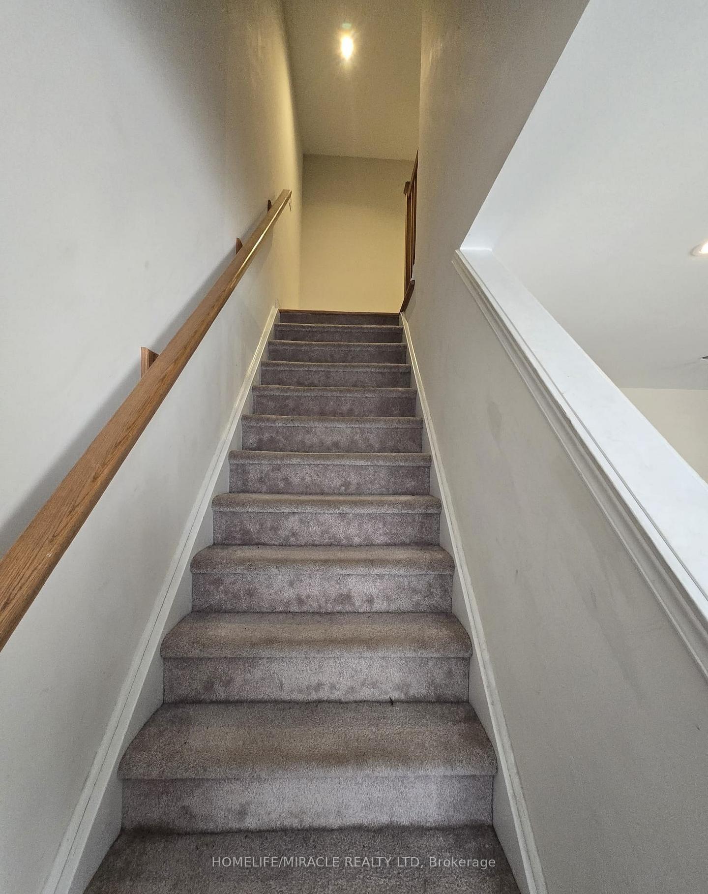 Photo 31 of Unit 27, 1 Leggott Avenue, Barrie, Painswick North — HOMEH