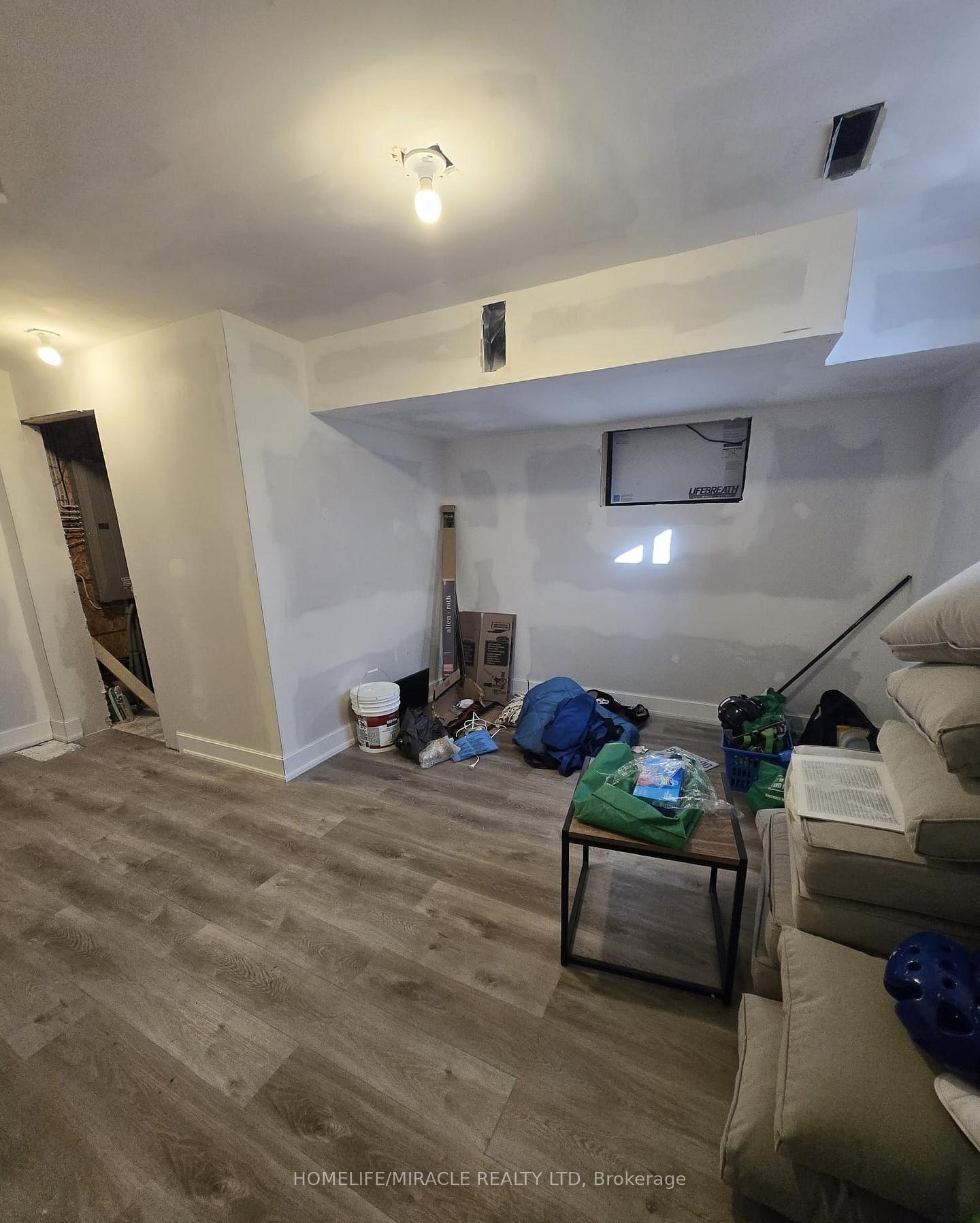 Photo 51 of Unit 27, 1 Leggott Avenue, Barrie, Painswick North — HOMEH