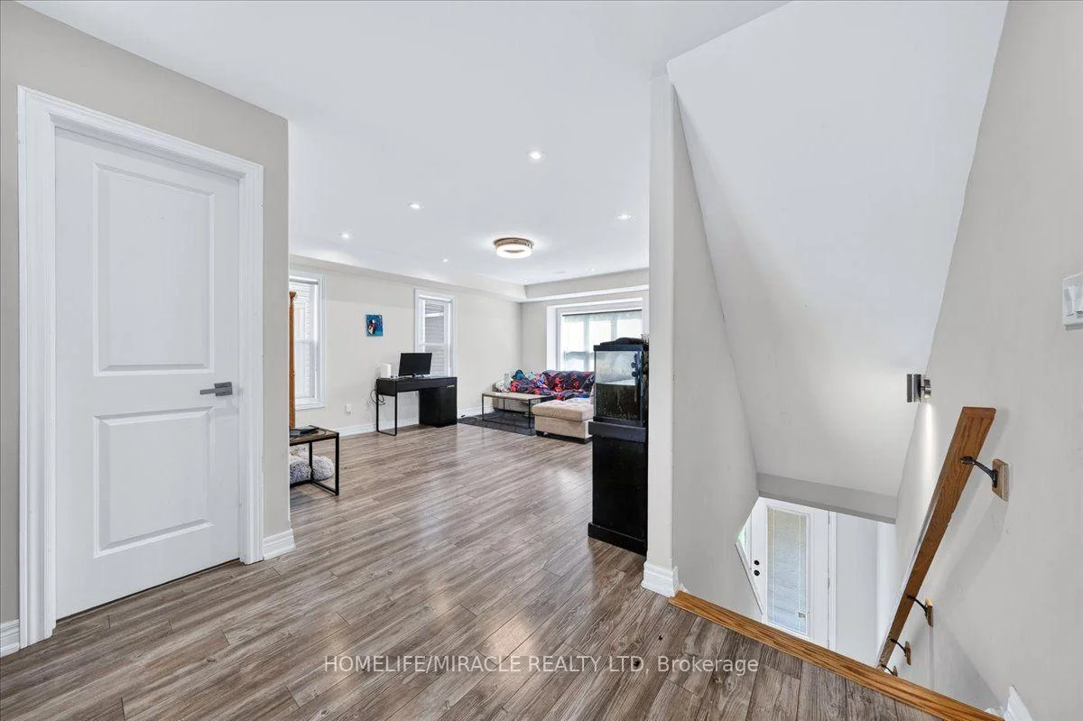Photo 54 of Unit 27, 1 Leggott Avenue, Barrie, Painswick North — HOMEH
