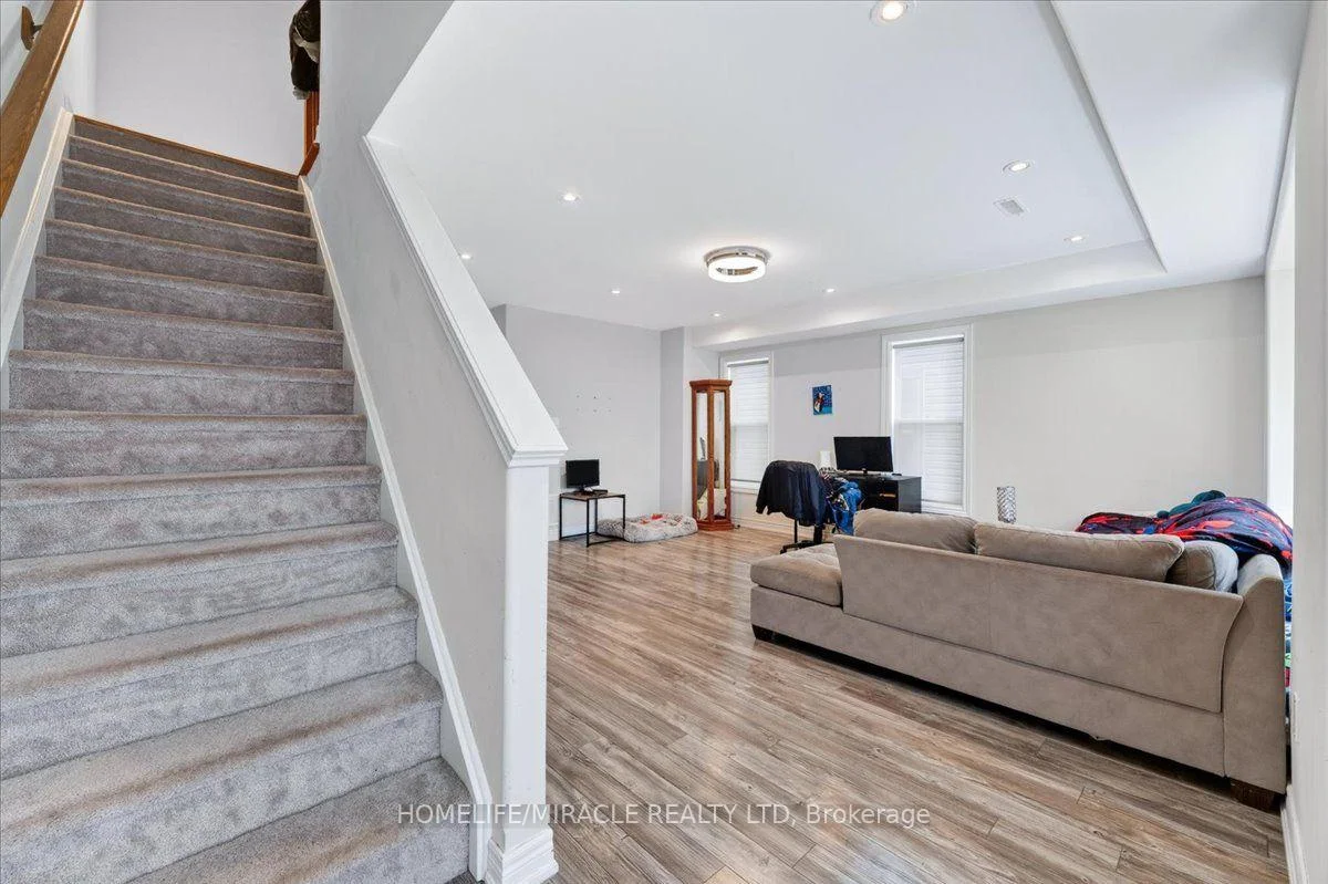 Photo 56 of Unit 27, 1 Leggott Avenue, Barrie, Painswick North — HOMEH