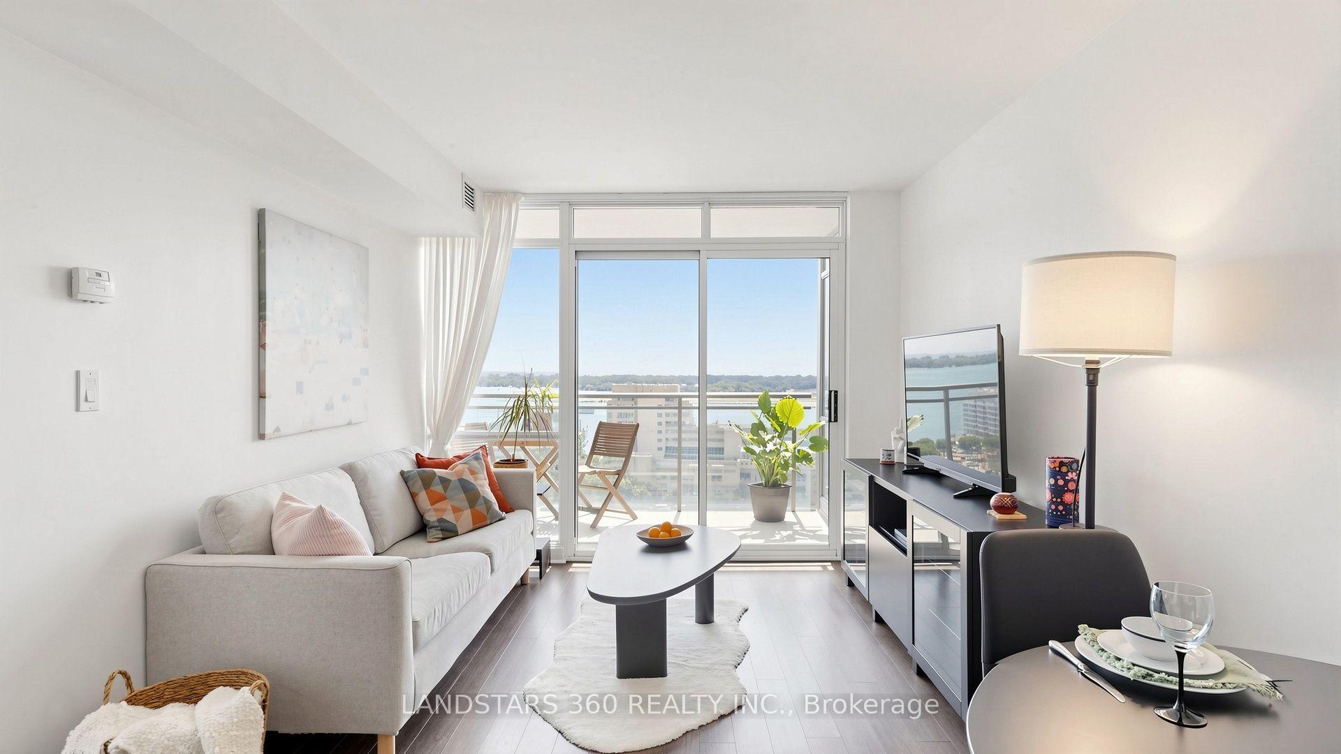 Photo 1 of Unit 1811, 15 Fort York Boulevard, Toronto, Waterfront Communities — HOMEH
