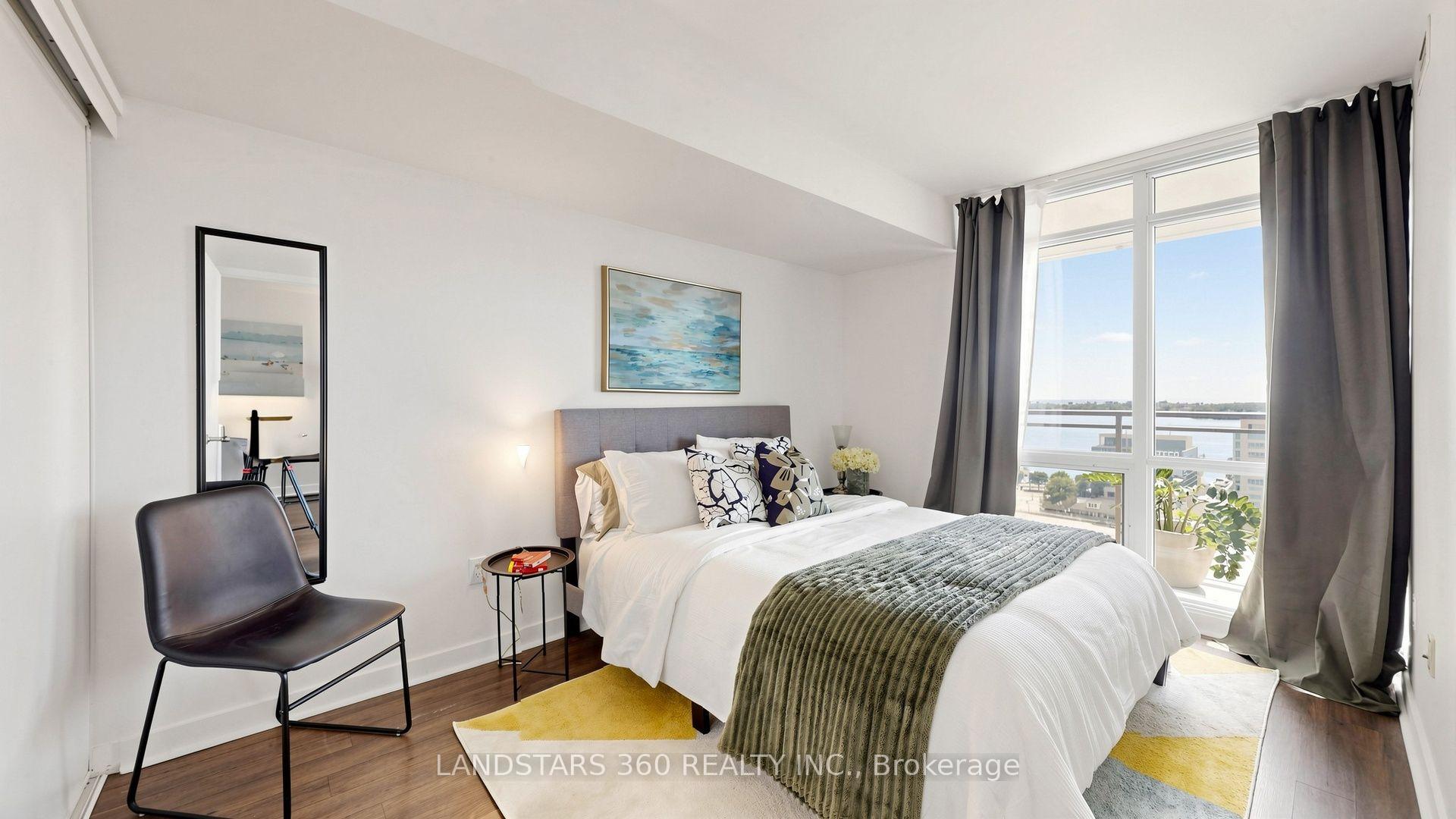 Photo 10 of Unit 1811, 15 Fort York Boulevard, Toronto, Waterfront Communities — HOMEH
