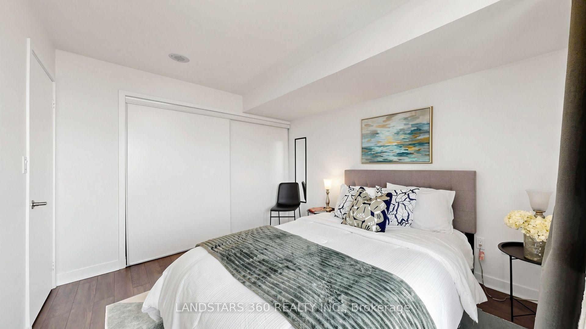 Photo 11 of Unit 1811, 15 Fort York Boulevard, Toronto, Waterfront Communities — HOMEH