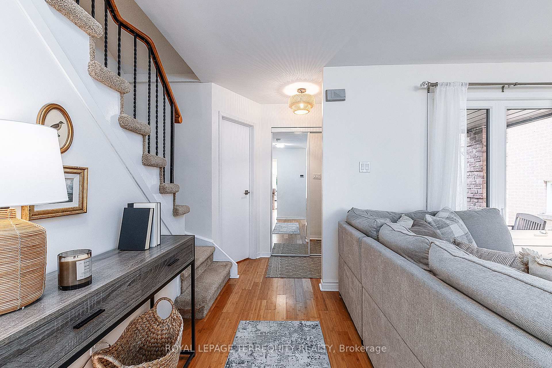 Photo 6 of 19 Brocklesby Crescent, Ajax, Central West — HOMEH