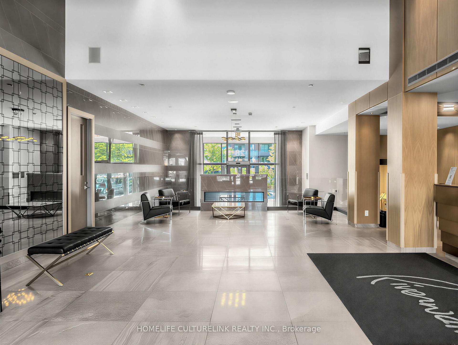 Photo 5 of Unit PH22, 28 Uptown Drive, Markham, Unionville — HOMEH