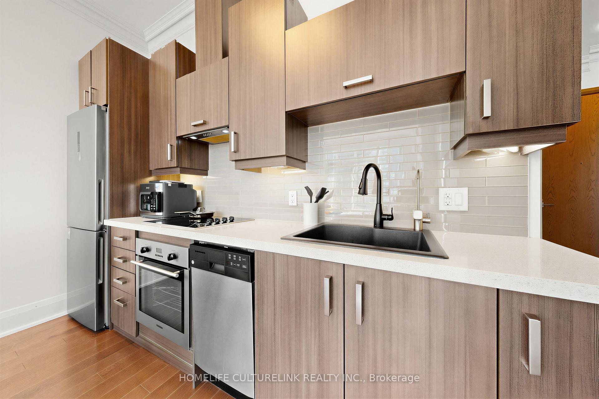 Photo 13 of Unit PH22, 28 Uptown Drive, Markham, Unionville — HOMEH