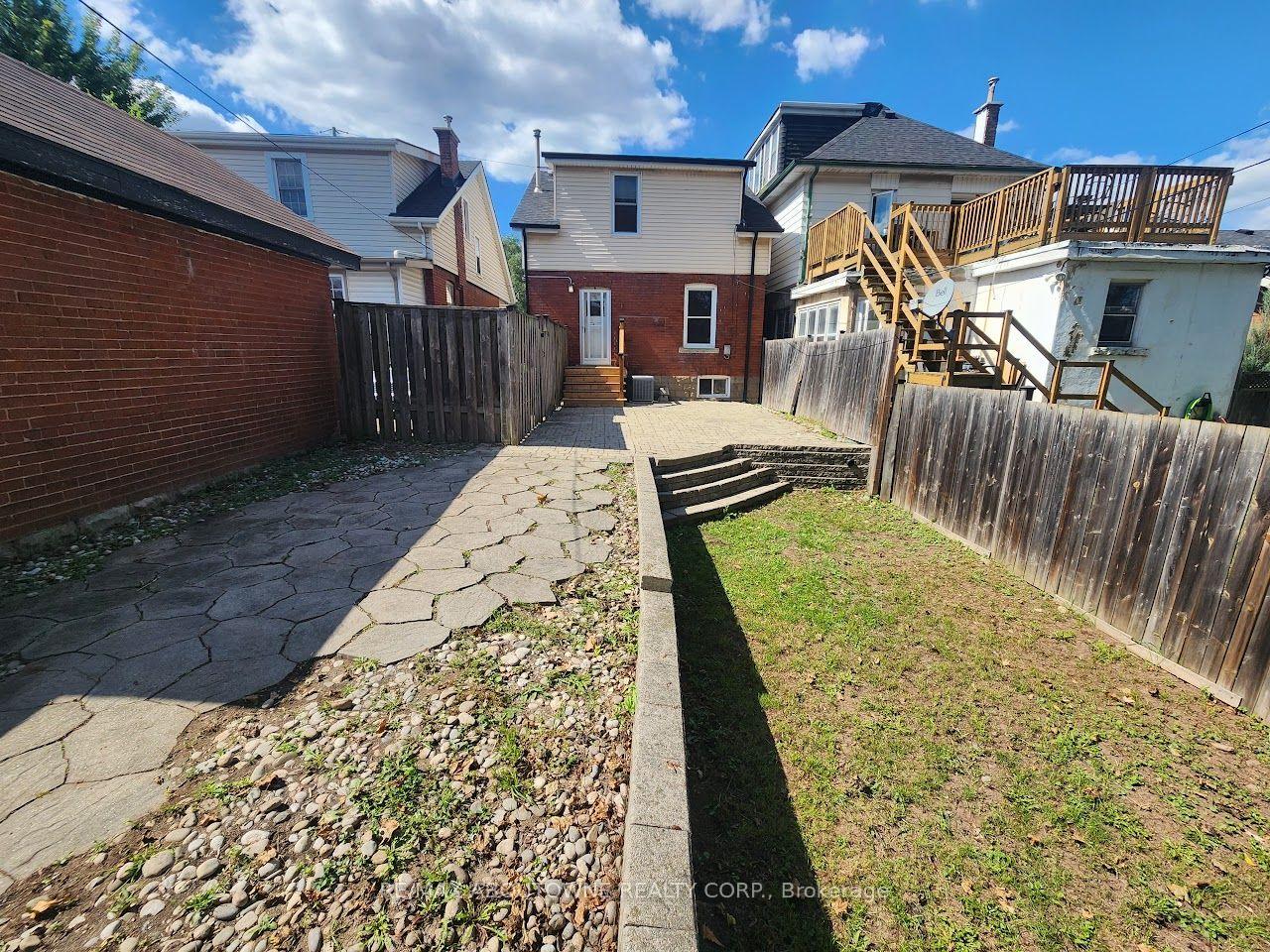 Photo 14 of 205 Kensington Avenue S, Hamilton, Delta — HOMEH