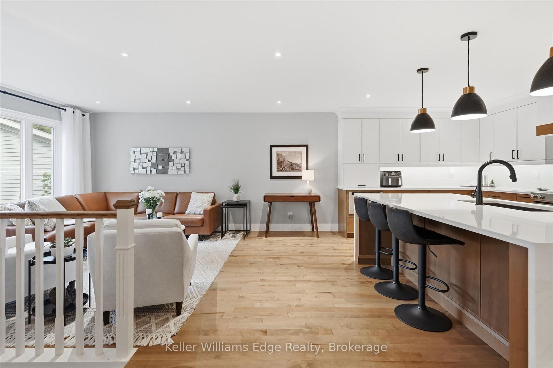 Photo 7 of 2372 Cayuga Court, Burlington, Brant Hills — HOMEH
