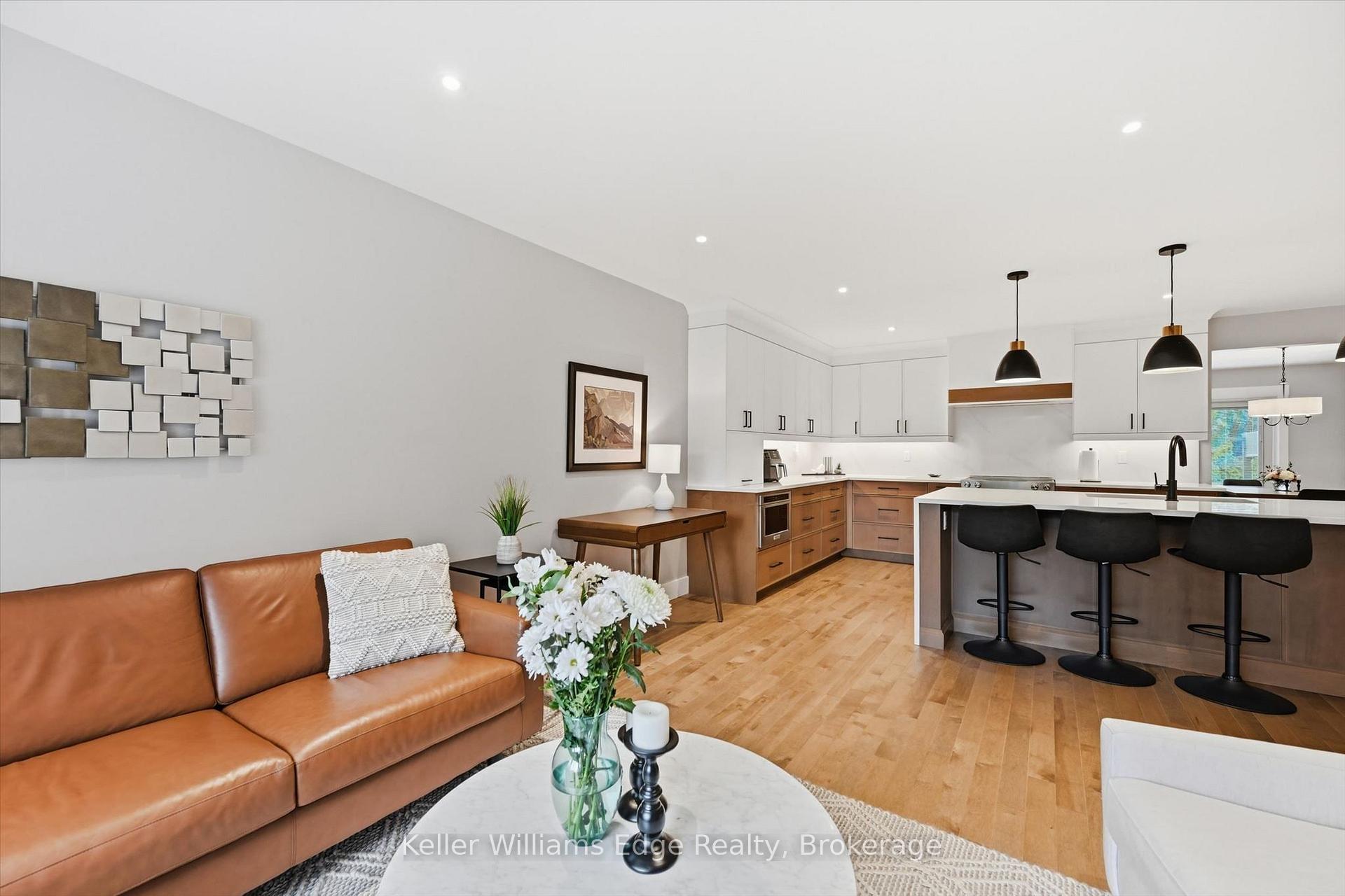 Photo 9 of 2372 Cayuga Court, Burlington, Brant Hills — HOMEH