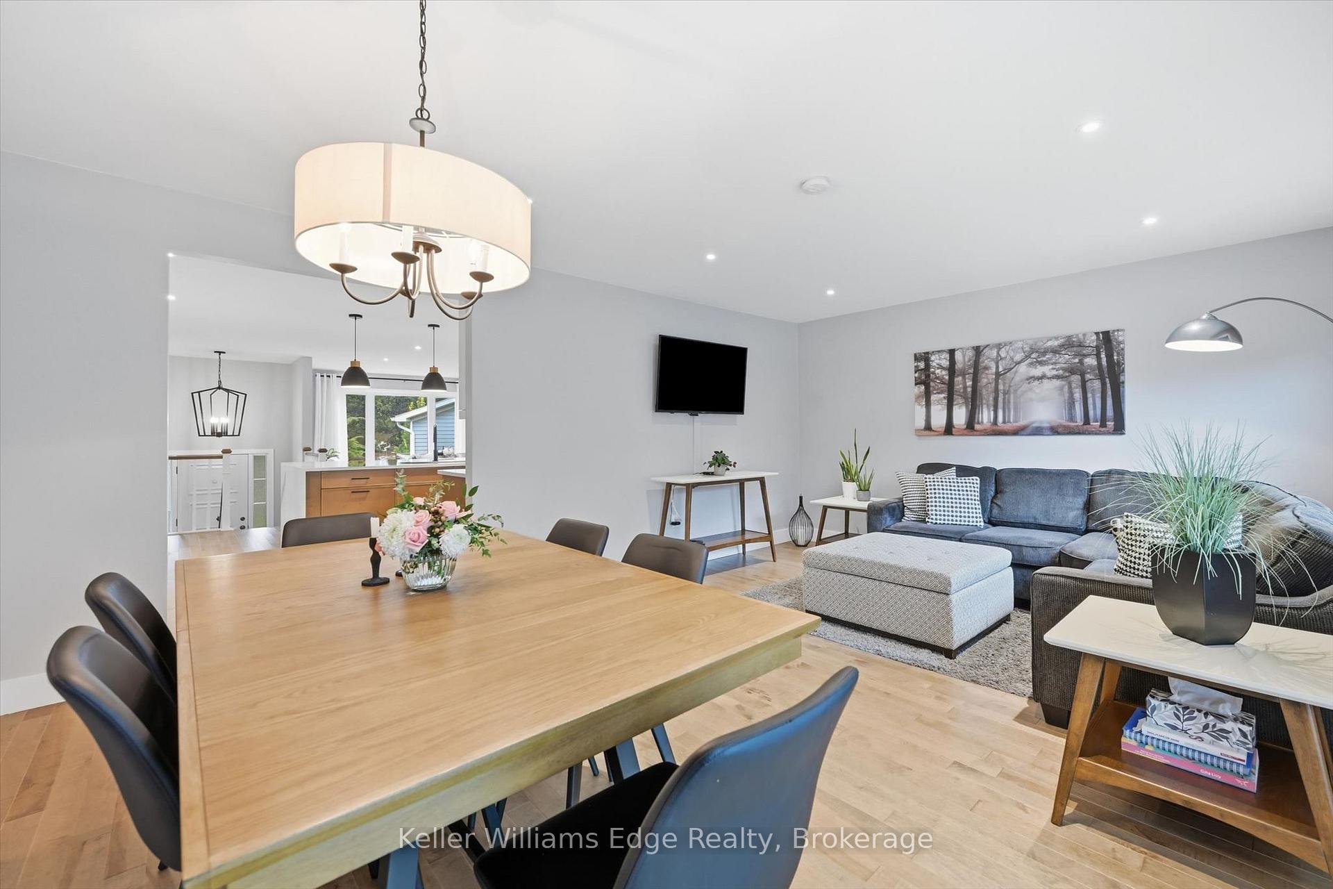 Photo 21 of 2372 Cayuga Court, Burlington, Brant Hills — HOMEH