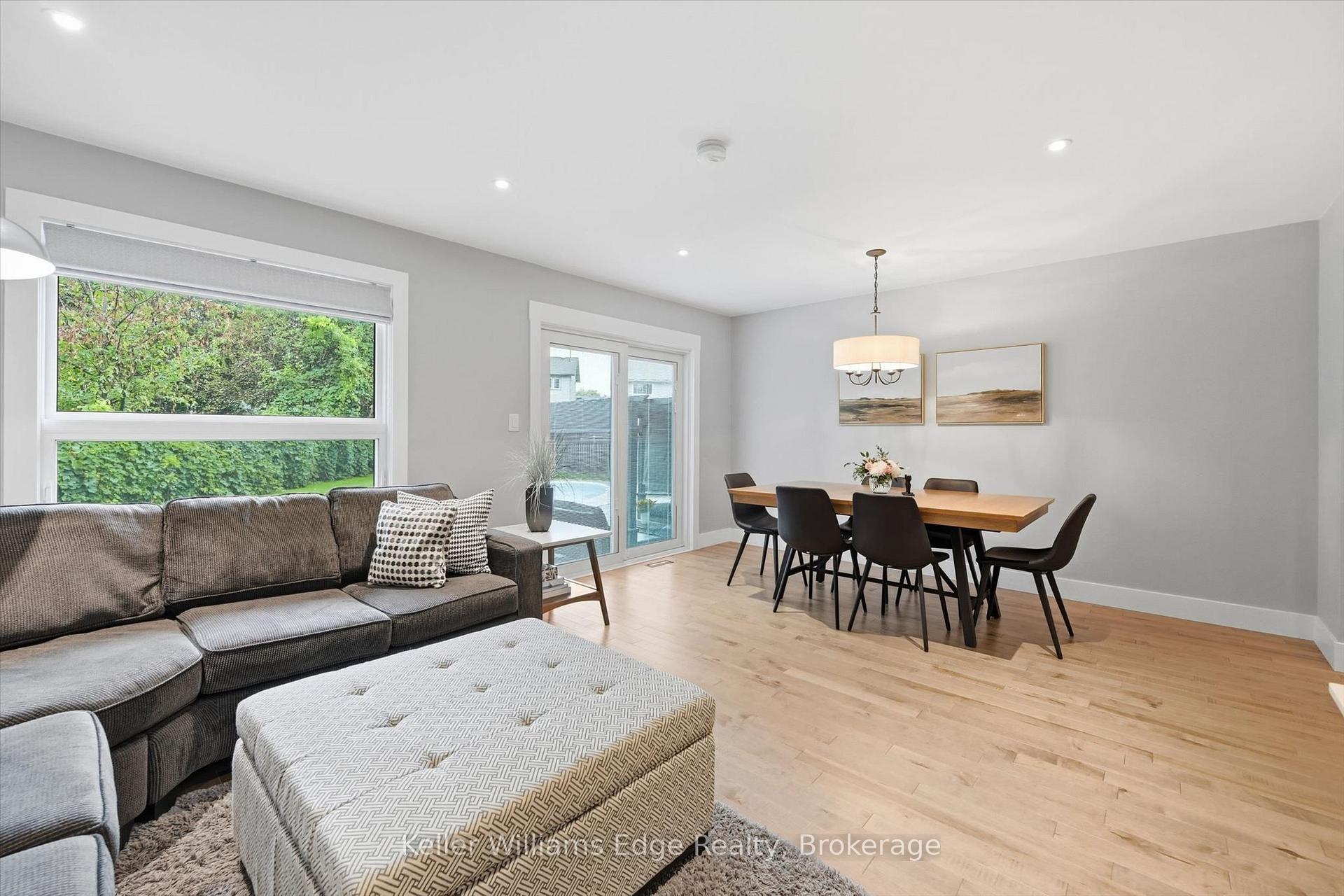 Photo 22 of 2372 Cayuga Court, Burlington, Brant Hills — HOMEH