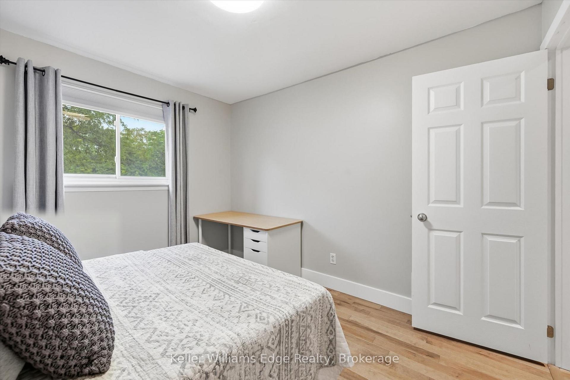 Photo 33 of 2372 Cayuga Court, Burlington, Brant Hills — HOMEH