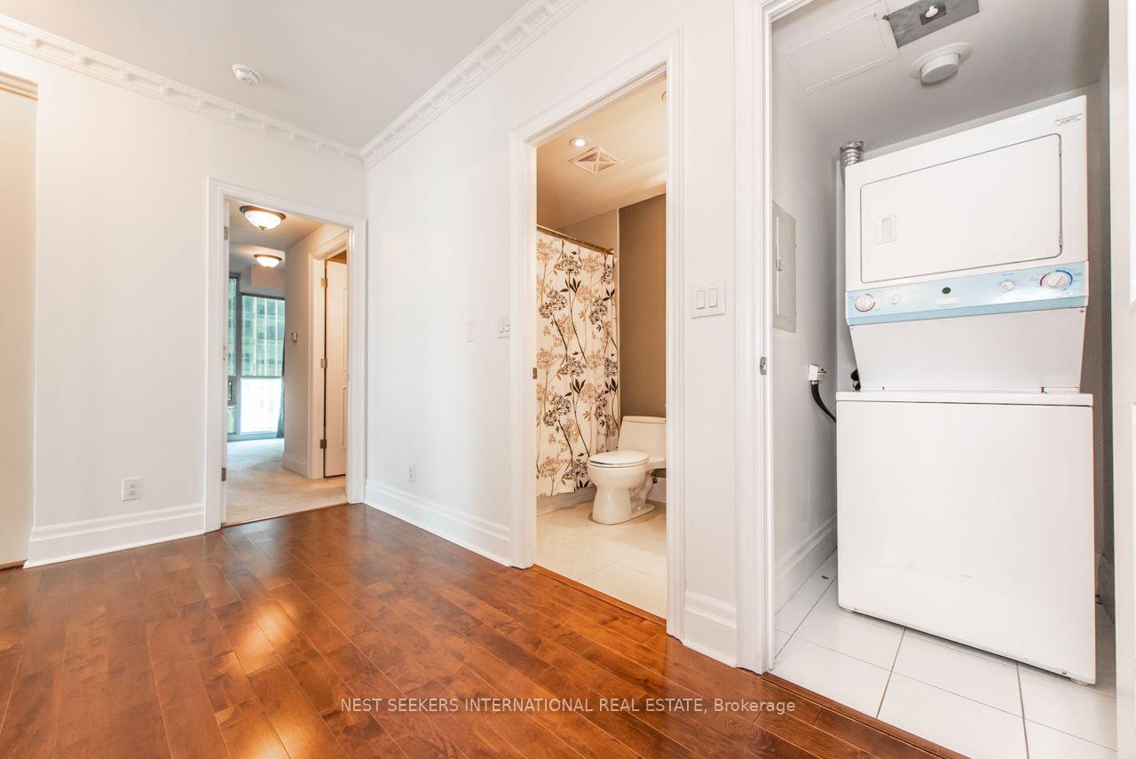 Photo 2 of Unit 3602, 16 Harbour Street, Toronto, Waterfront Communities — HOMEH