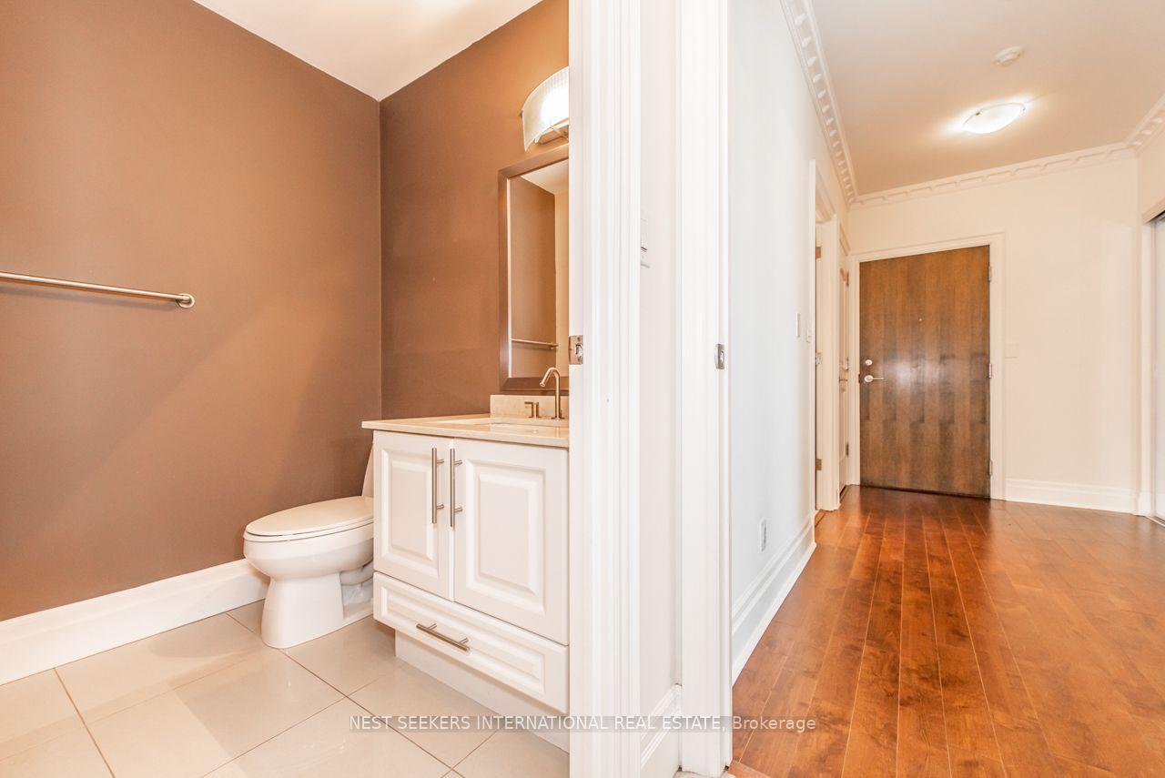 Photo 8 of Unit 3602, 16 Harbour Street, Toronto, Waterfront Communities — HOMEH
