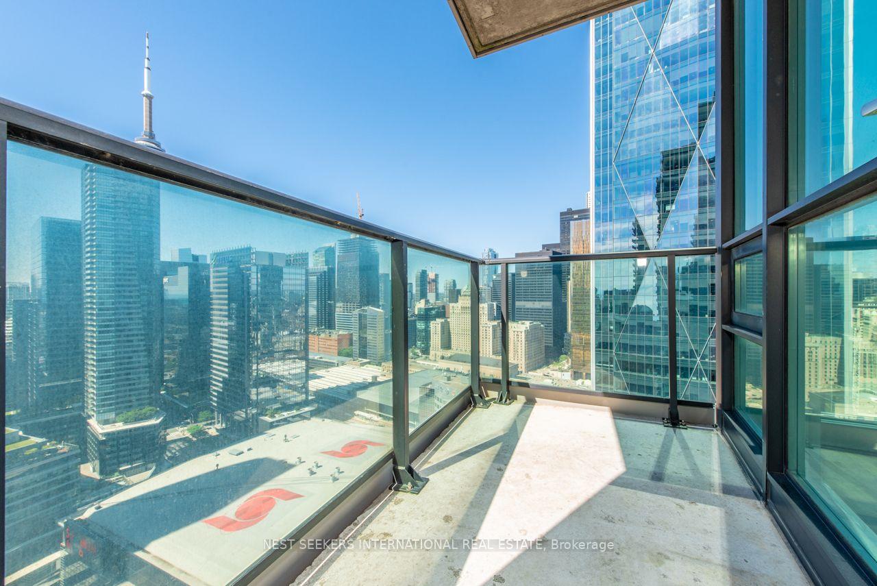 Photo 14 of Unit 3602, 16 Harbour Street, Toronto, Waterfront Communities — HOMEH
