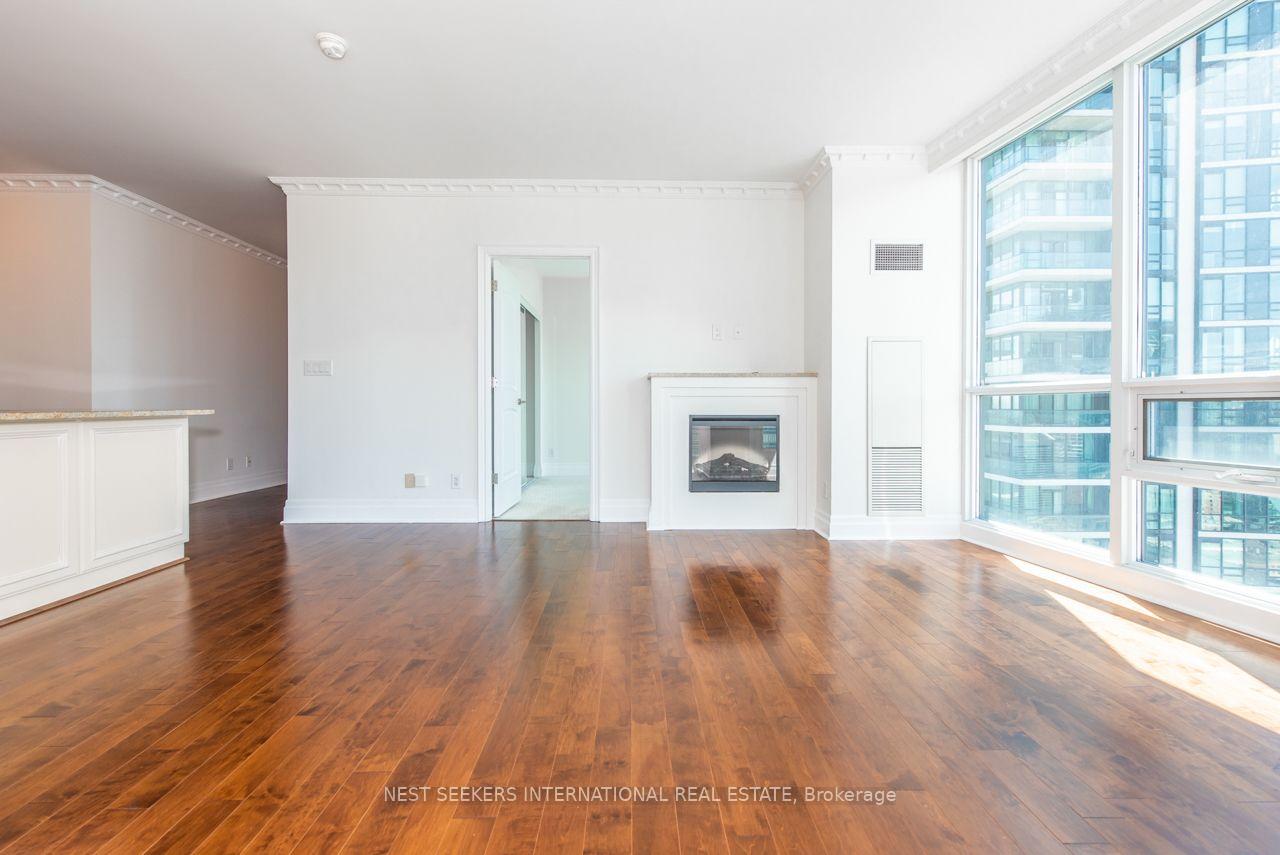 Photo 19 of Unit 3602, 16 Harbour Street, Toronto, Waterfront Communities — HOMEH