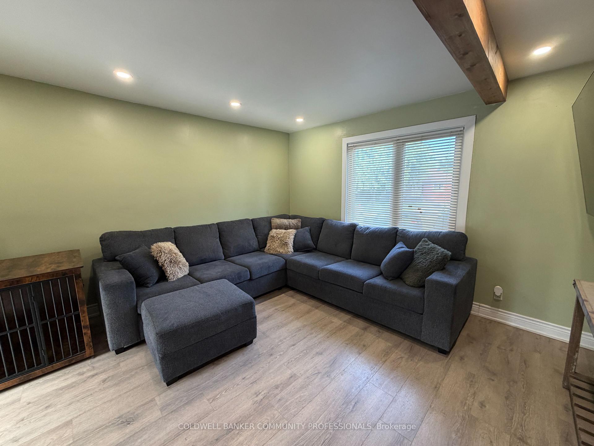 Photo 6 of 94 Howard Avenue, Hamilton, Balfour — HOMEH