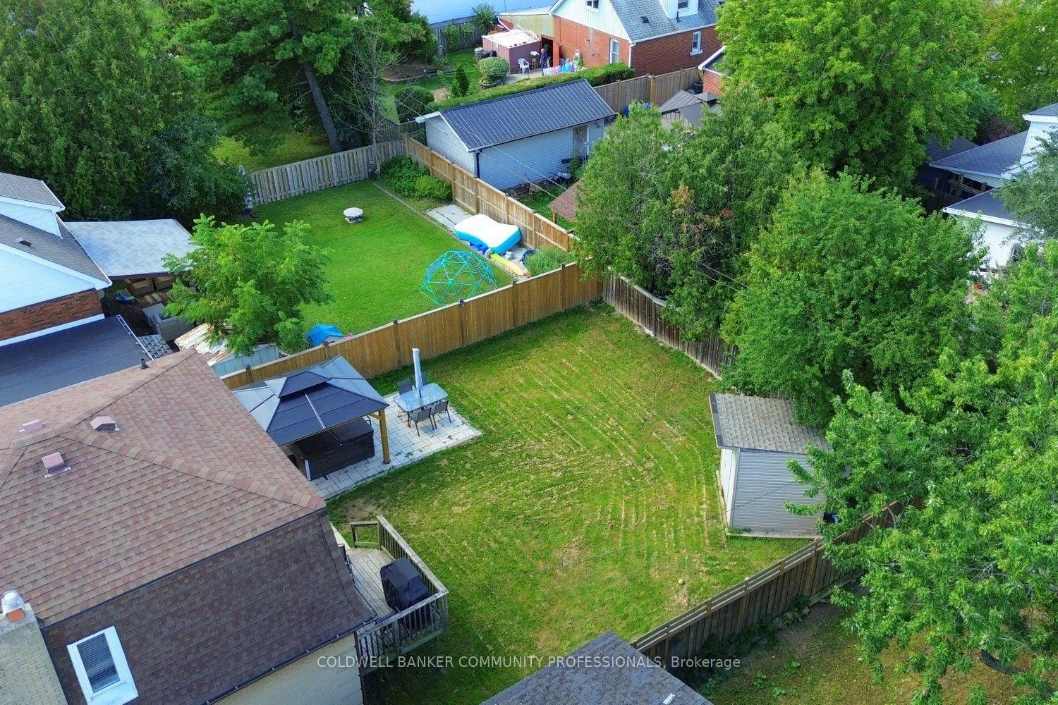 Photo 3 of 94 Howard Avenue, Hamilton, Balfour — HOMEH