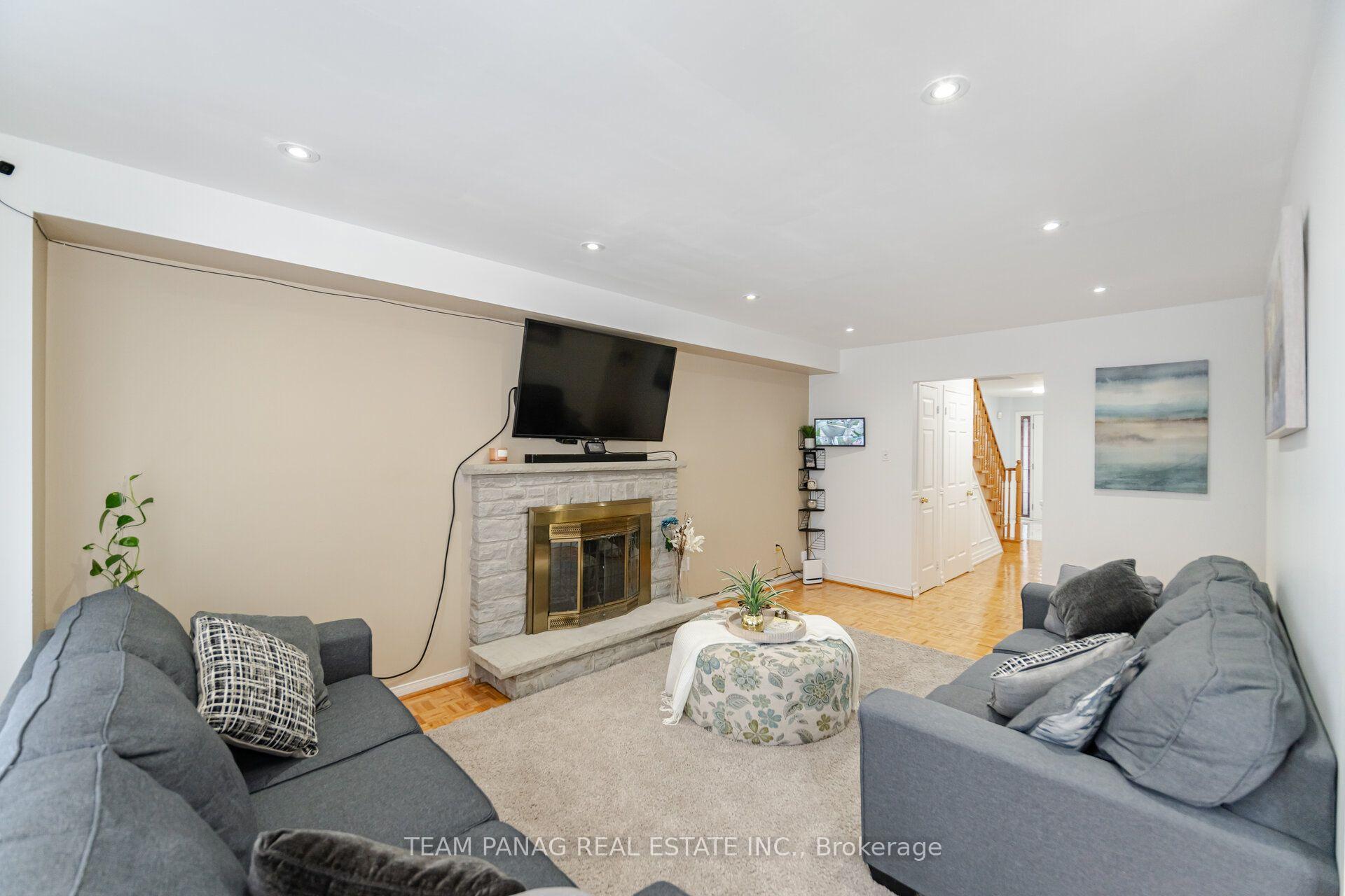 Photo 16 of 8 Drayglass Court, Brampton, Heart Lake East — HOMEH