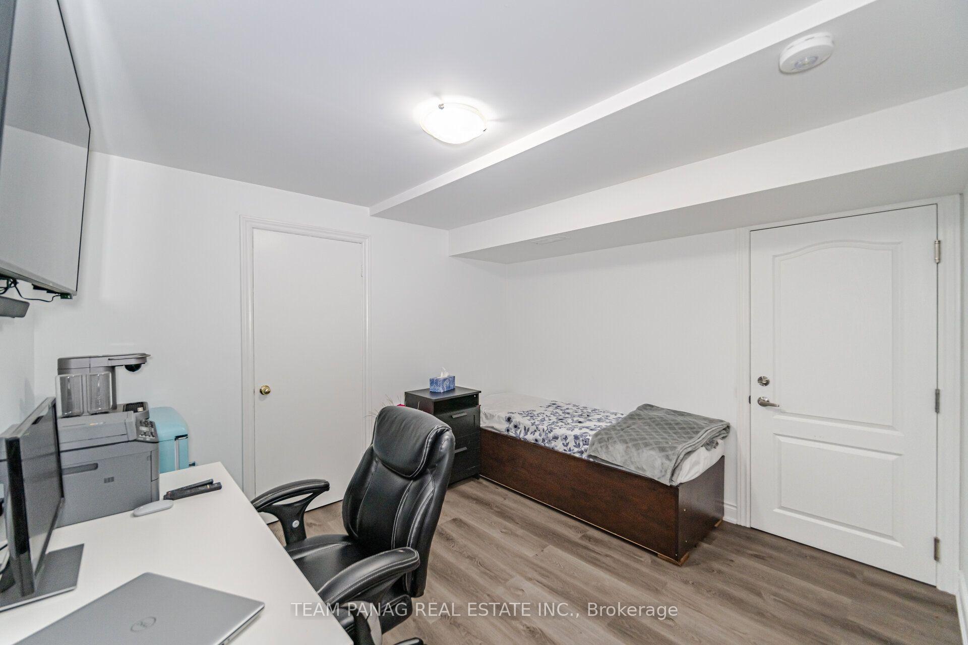 Photo 33 of 8 Drayglass Court, Brampton, Heart Lake East — HOMEH