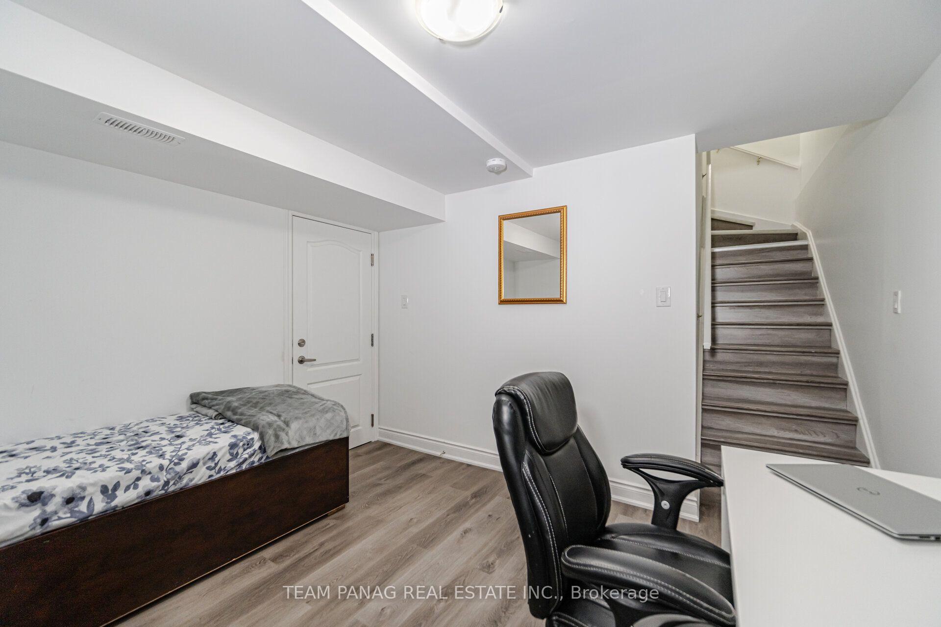 Photo 35 of 8 Drayglass Court, Brampton, Heart Lake East — HOMEH