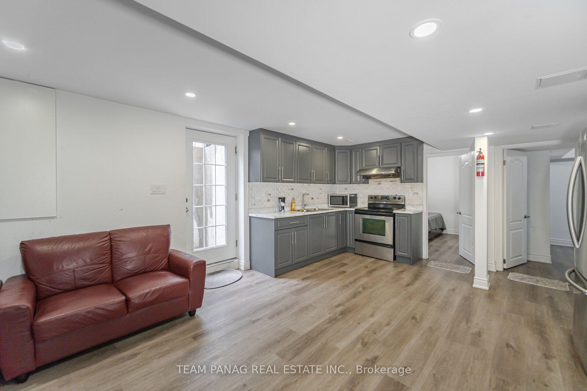 Photo 38 of 8 Drayglass Court, Brampton, Heart Lake East — HOMEH