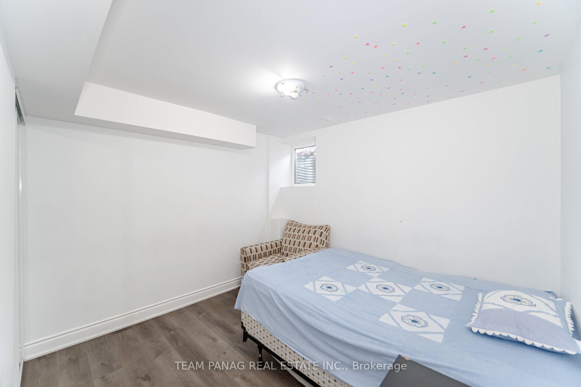 Photo 44 of 8 Drayglass Court, Brampton, Heart Lake East — HOMEH