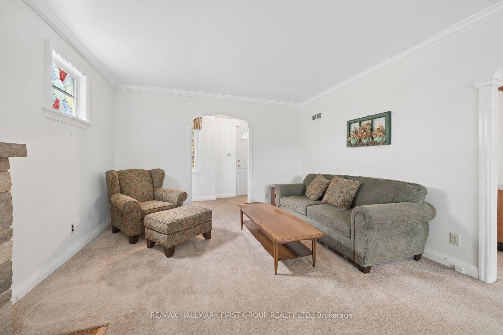 Photo 5 of 109 Colonel Danforth Trail, Scarborough, Centennial Scarborough — HOMEH