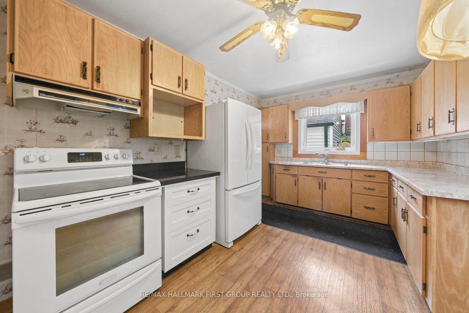 Photo 14 of 109 Colonel Danforth Trail, Scarborough, Centennial Scarborough — HOMEH