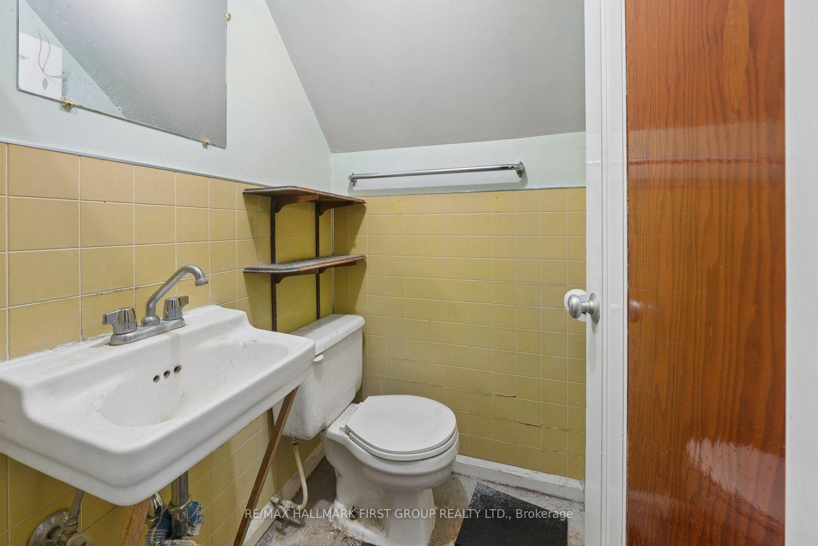 Photo 25 of 109 Colonel Danforth Trail, Scarborough, Centennial Scarborough — HOMEH