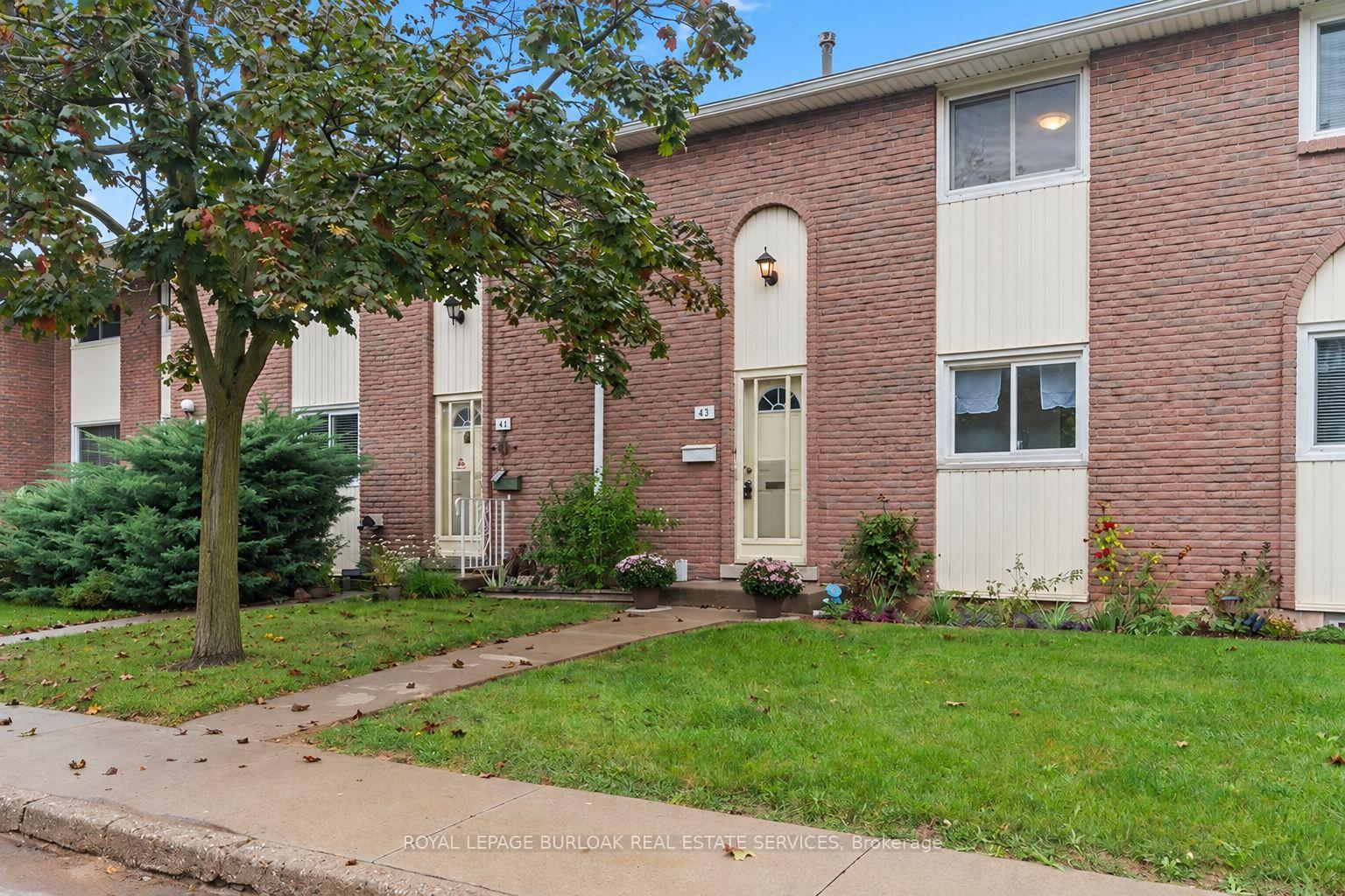 Photo 1 of Unit 43, 151 Gateshead Crescent, Hamilton, Stoney Creek — HOMEH