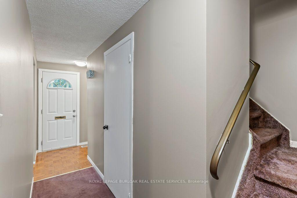 Photo 2 of Unit 43, 151 Gateshead Crescent, Hamilton, Stoney Creek — HOMEH