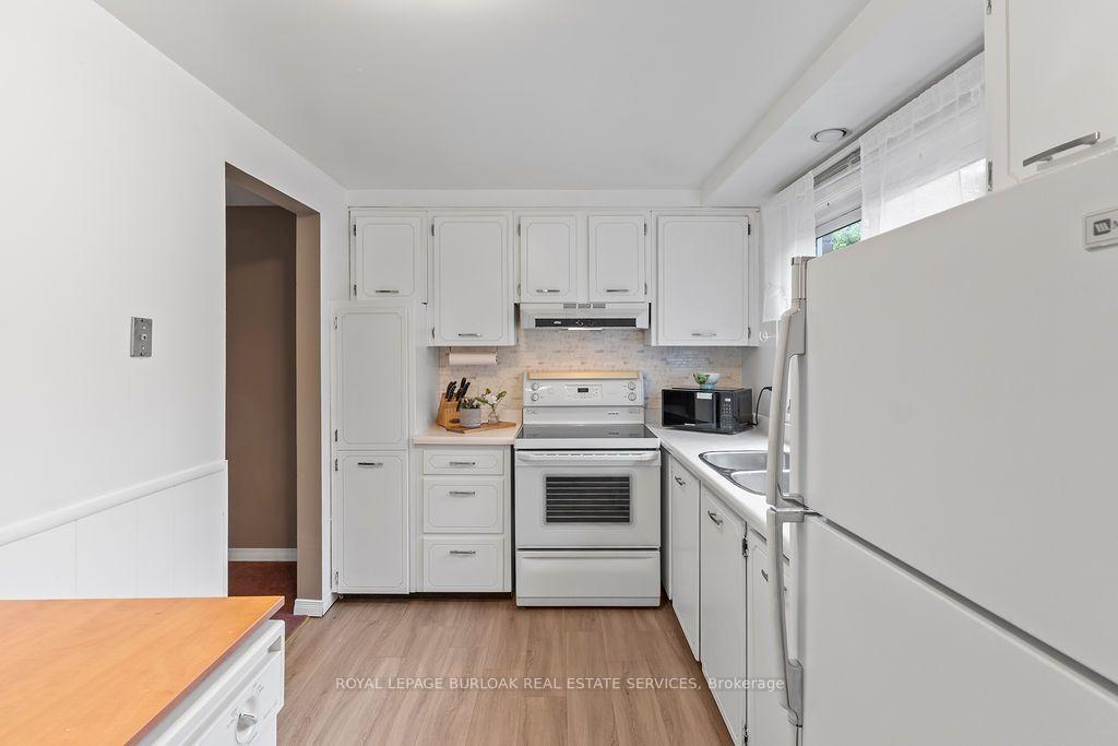 Photo 9 of Unit 43, 151 Gateshead Crescent, Hamilton, Stoney Creek — HOMEH