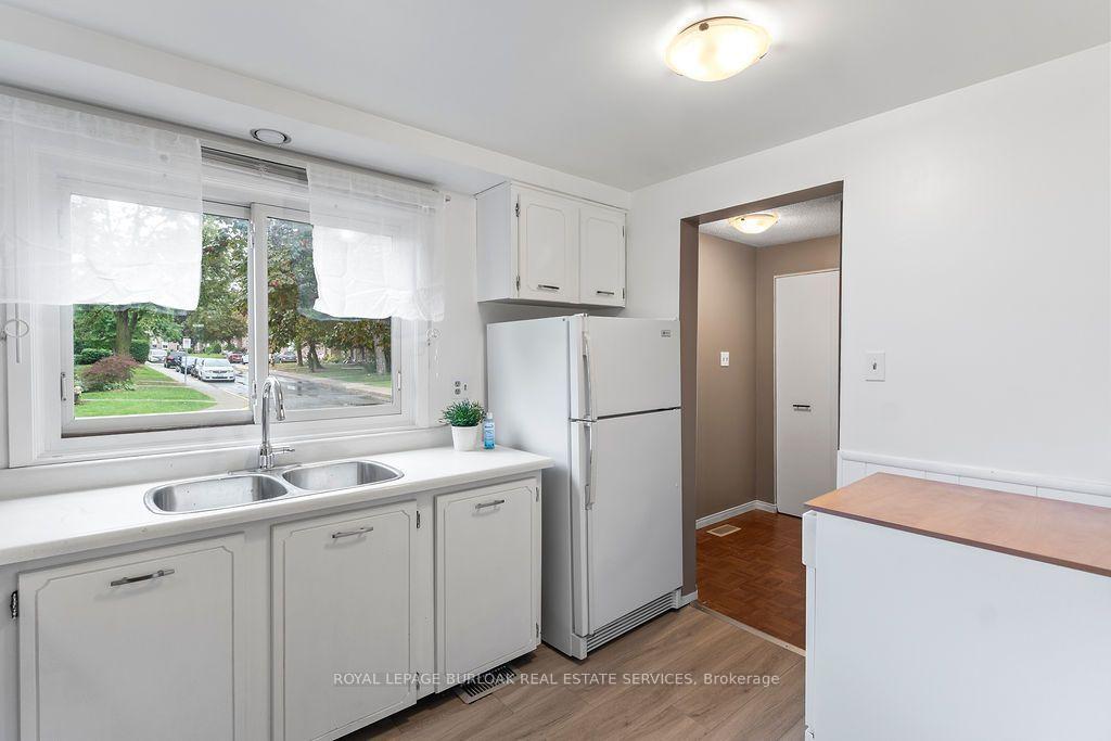 Photo 10 of Unit 43, 151 Gateshead Crescent, Hamilton, Stoney Creek — HOMEH