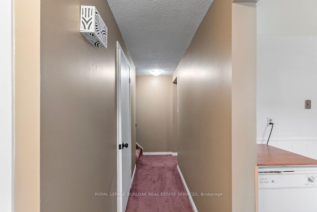 Photo 11 of Unit 43, 151 Gateshead Crescent, Hamilton, Stoney Creek — HOMEH