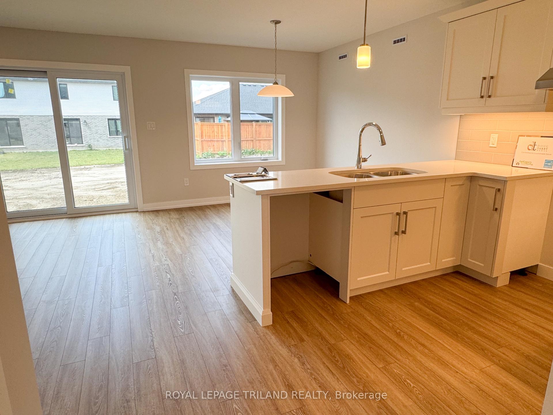 Photo 7 of 116 Styles Drive, St. Thomas — HOMEH