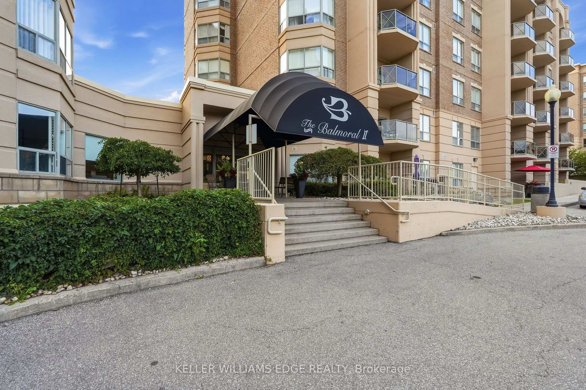 Photo 3 of Unit 613, 2085 Amherst Heights Drive, Burlington, Brant Hills — HOMEH