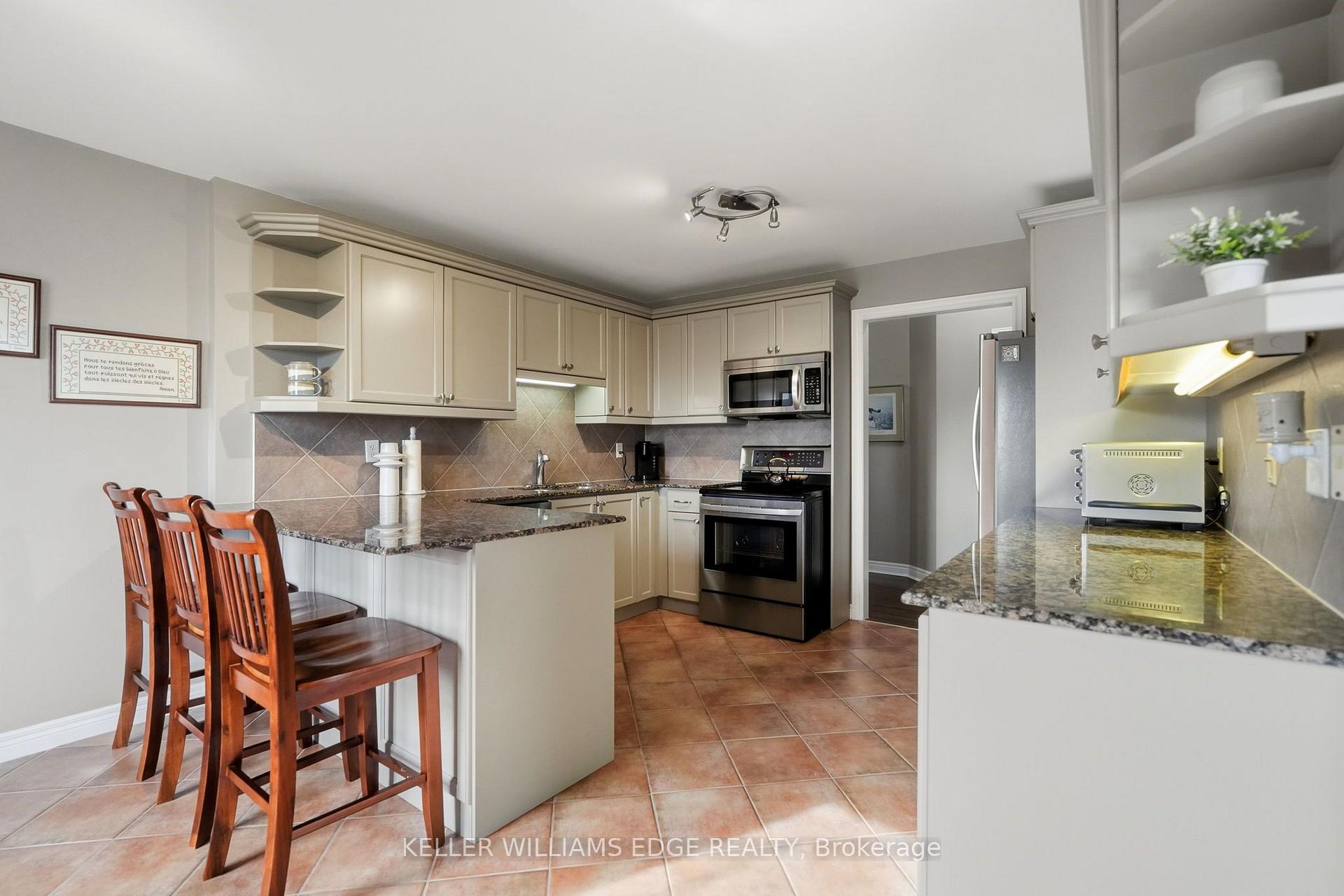 Photo 19 of Unit 613, 2085 Amherst Heights Drive, Burlington, Brant Hills — HOMEH