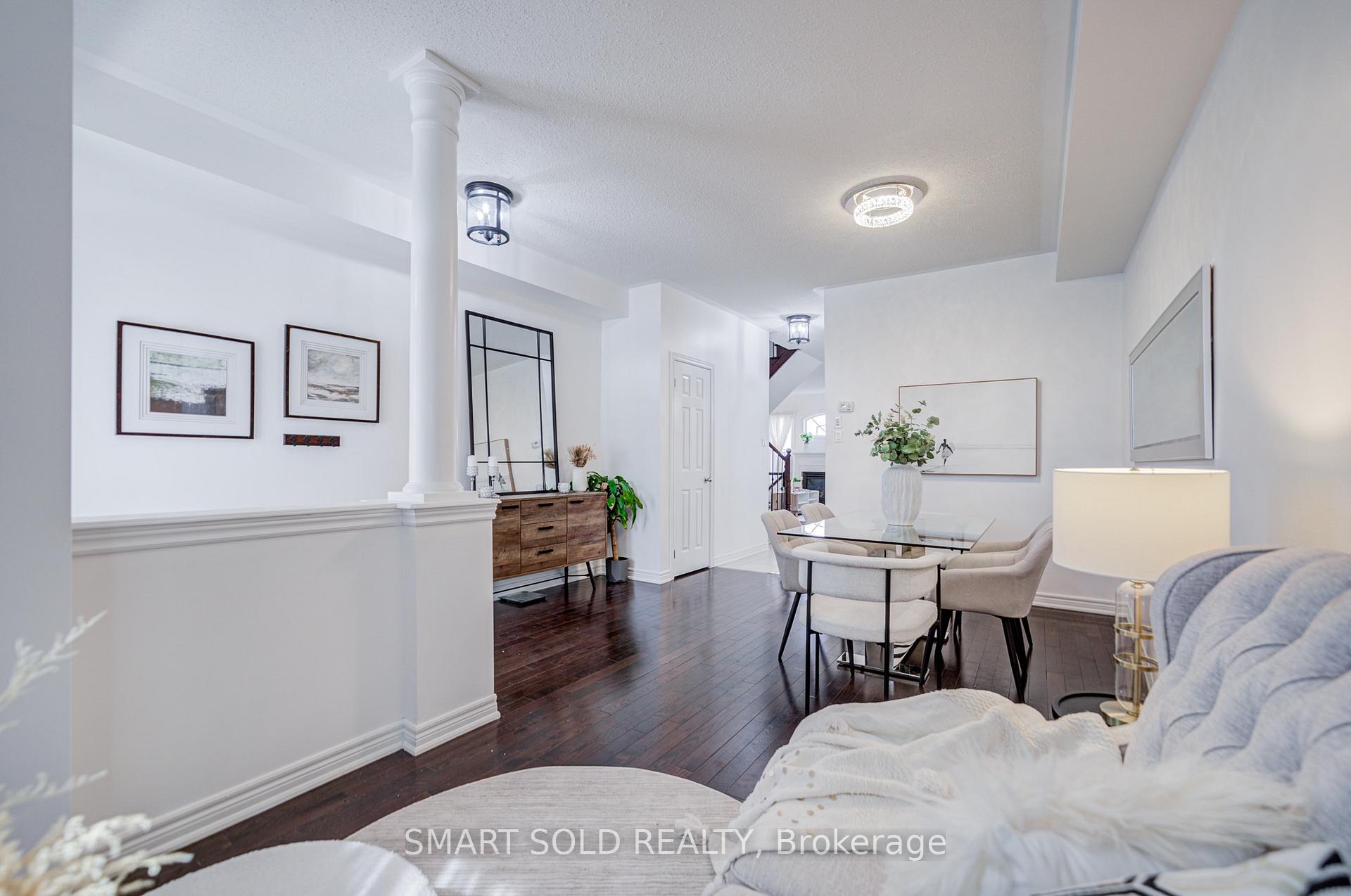 Photo 10 of 3 Chao Crescent, Richmond Hill, Oak Ridges — HOMEH
