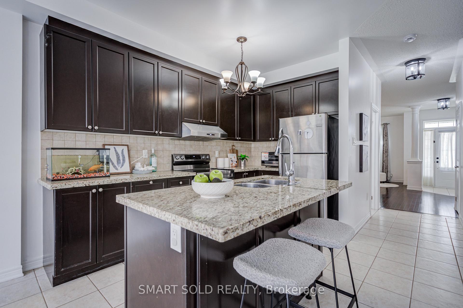 Photo 18 of 3 Chao Crescent, Richmond Hill, Oak Ridges — HOMEH