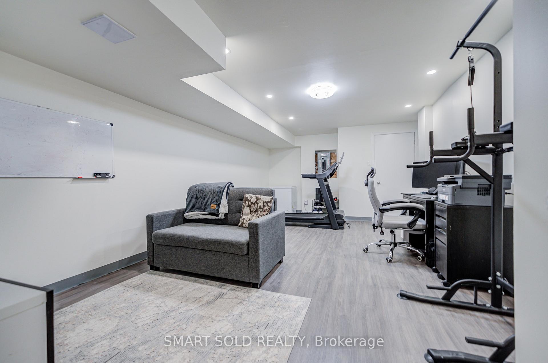 Photo 42 of 3 Chao Crescent, Richmond Hill, Oak Ridges — HOMEH