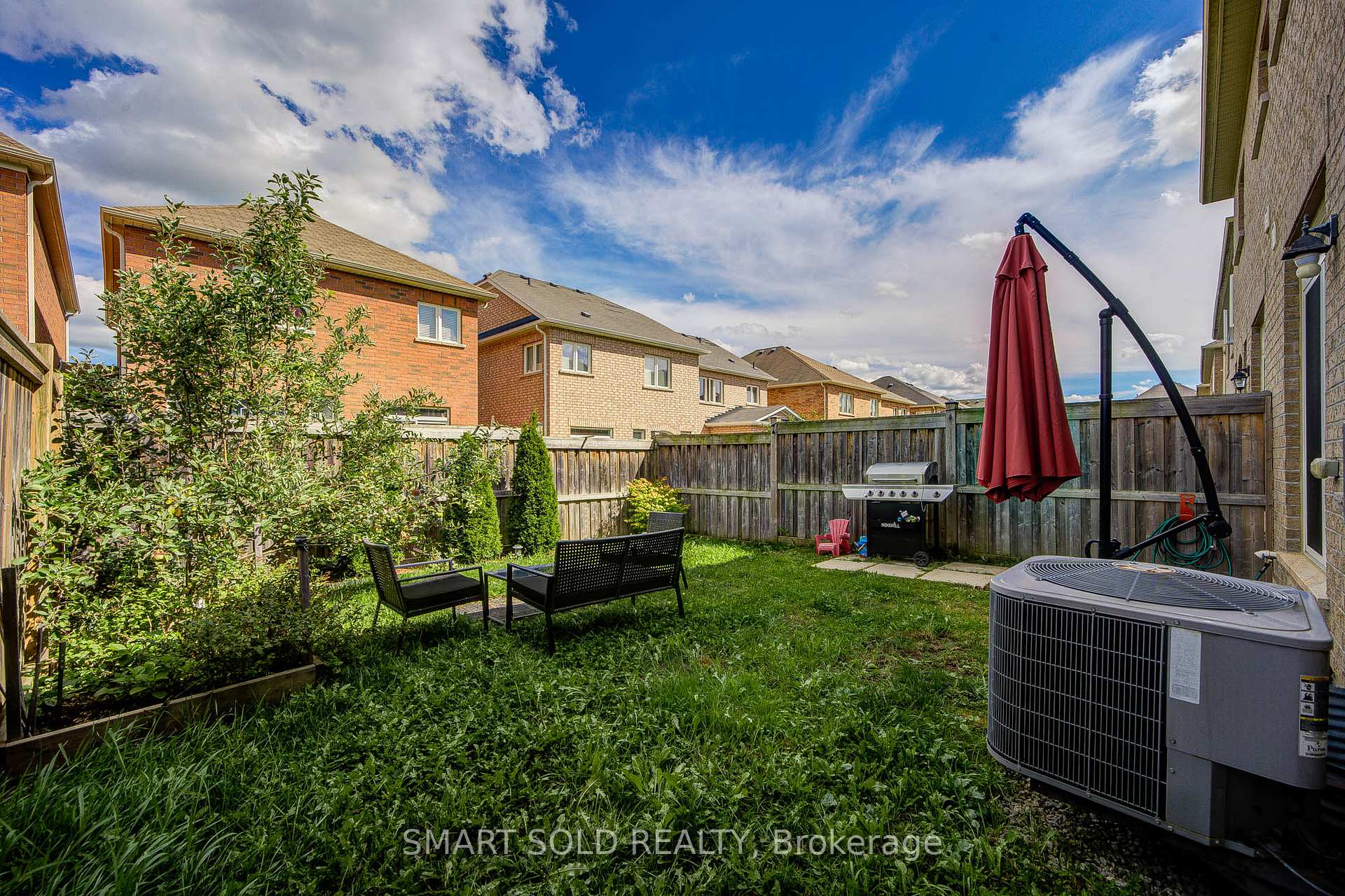 Photo 46 of 3 Chao Crescent, Richmond Hill, Oak Ridges — HOMEH
