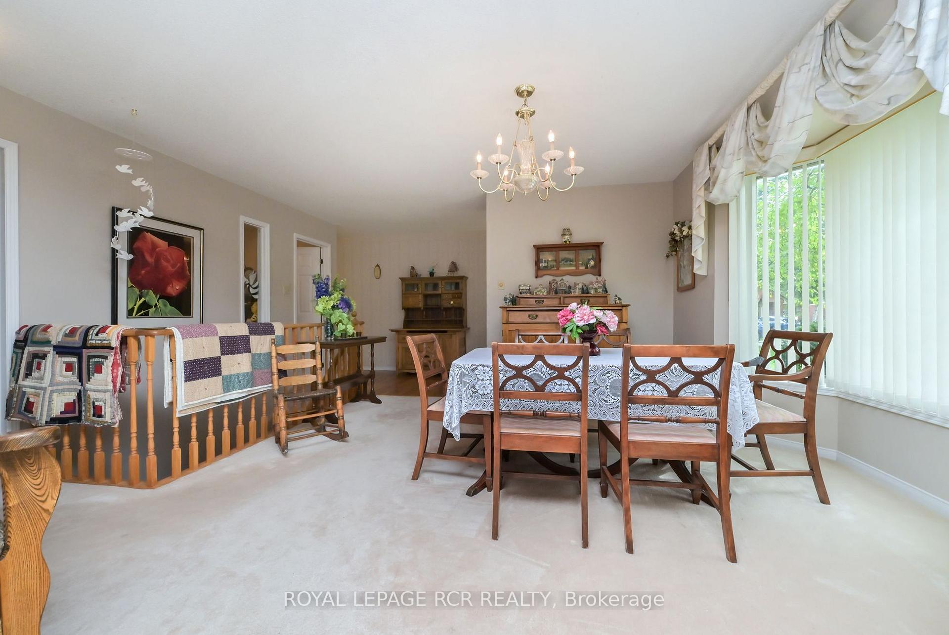 Photo 10 of 7 Dell Arbor Crescent, New Tecumseth, Alliston — HOMEH