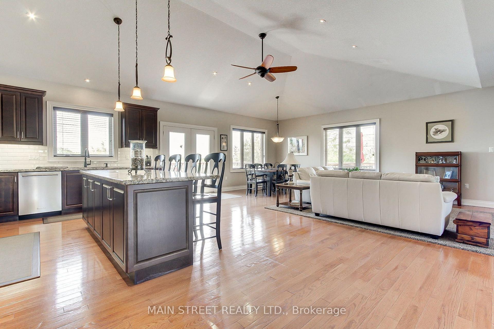 Photo 13 of 13 Brolley Crescent, Essa, Thornton — HOMEH