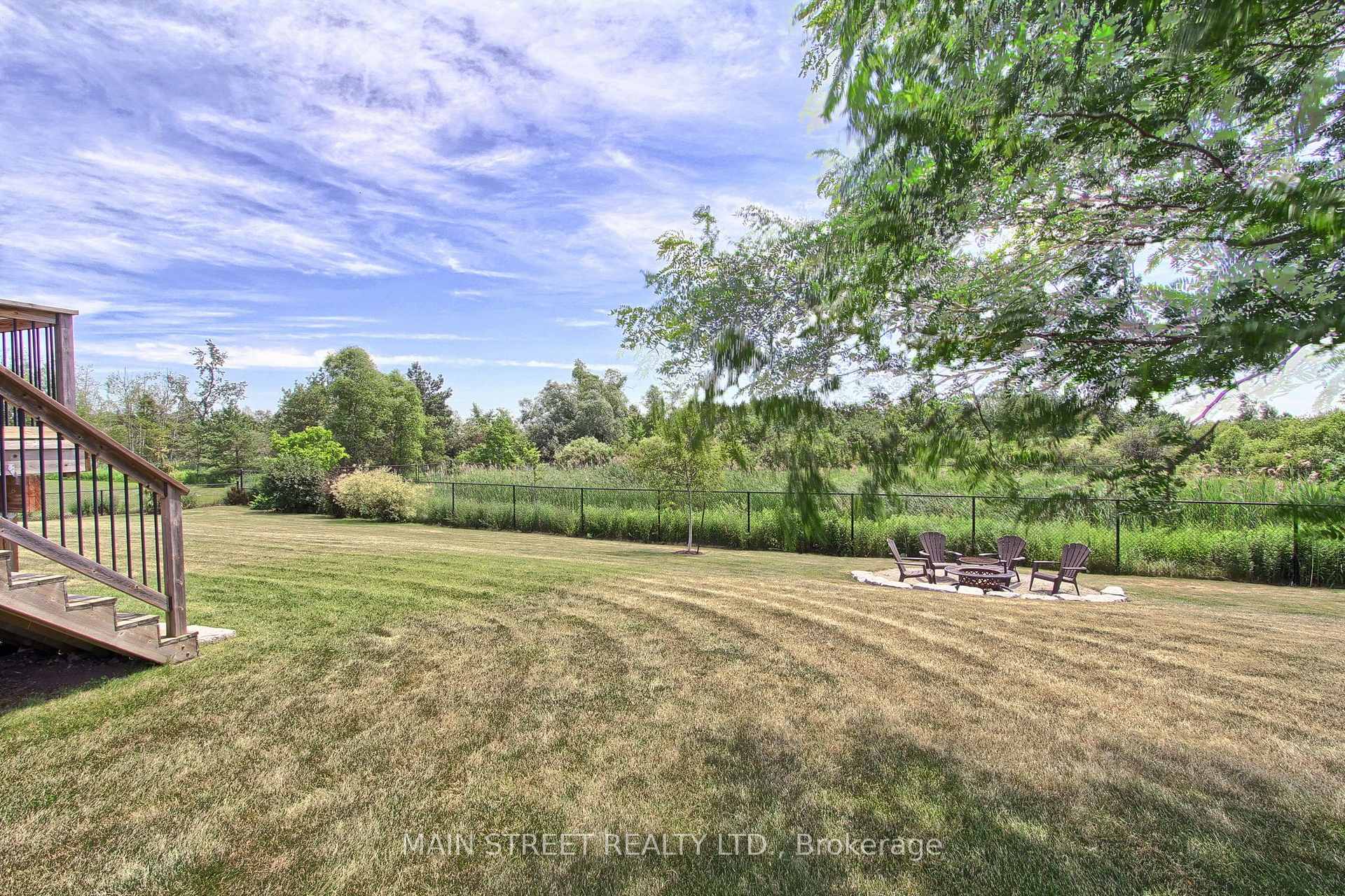 Photo 37 of 13 Brolley Crescent, Essa, Thornton — HOMEH