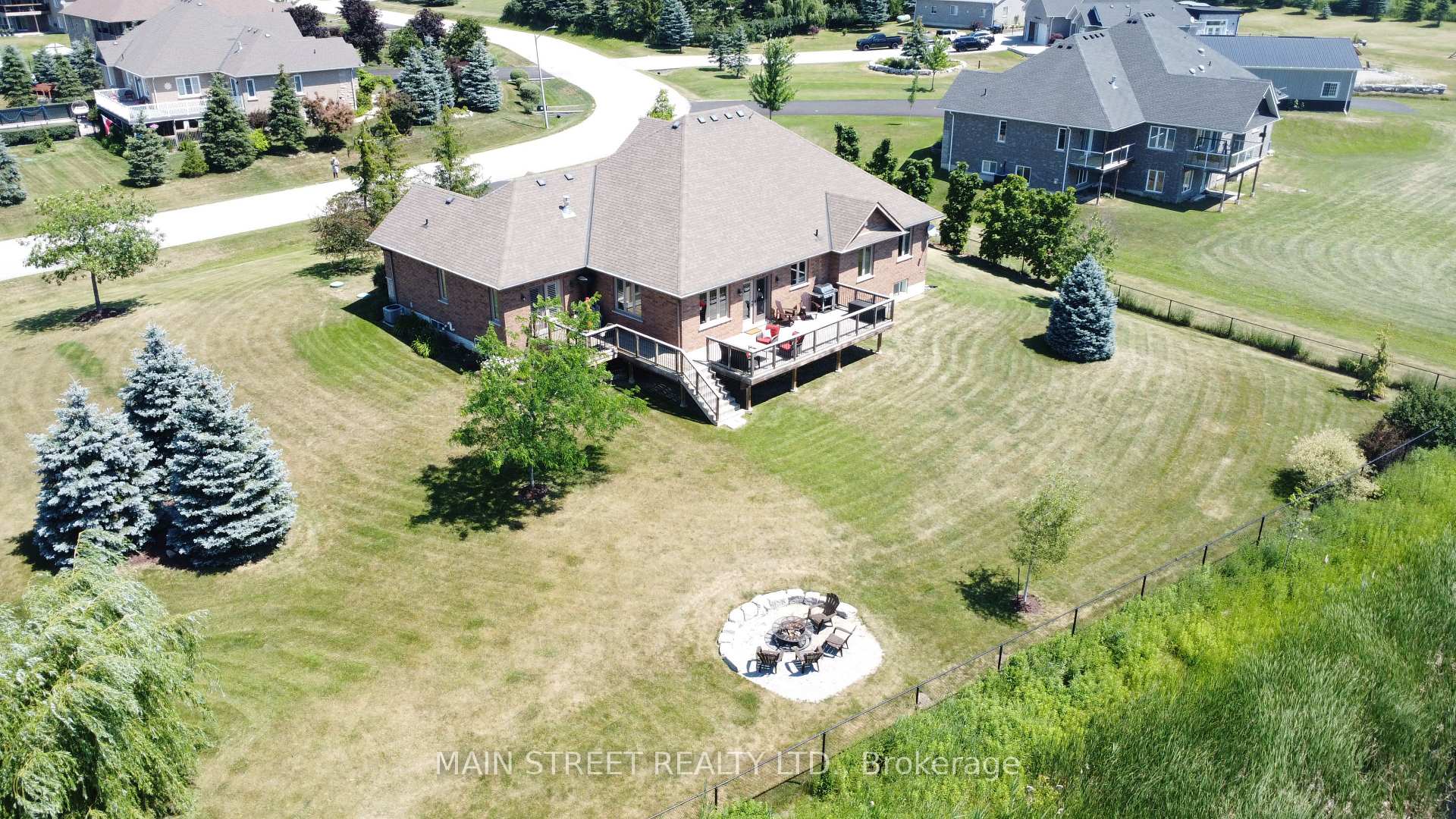 Photo 43 of 13 Brolley Crescent, Essa, Thornton — HOMEH