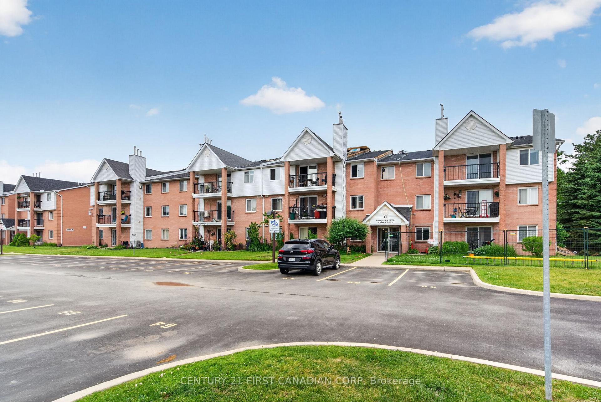 Front of Unit 62, 1096 Jalna Boulevard